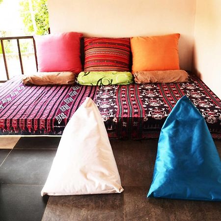 Capung Guesthouse Jimbaran Buitenkant foto