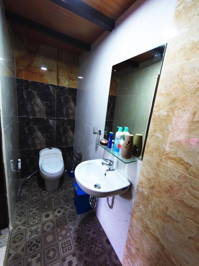 Capung Guesthouse Jimbaran Buitenkant foto