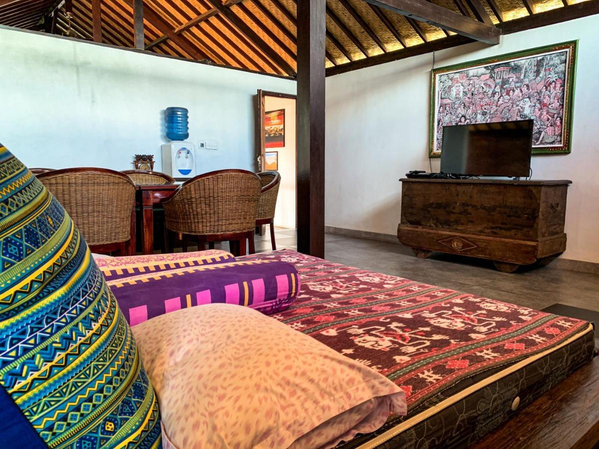 Capung Guesthouse Jimbaran Buitenkant foto