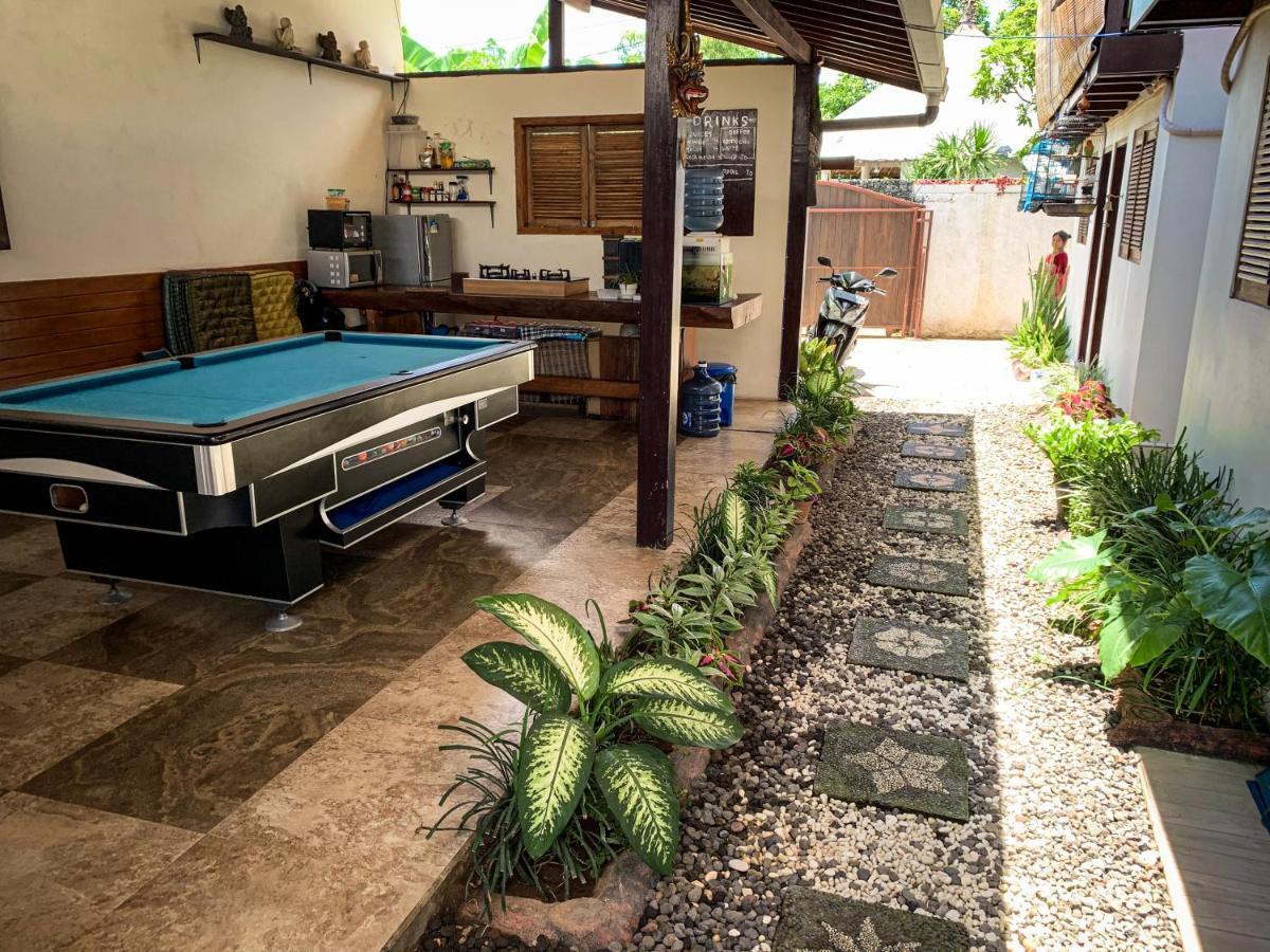 Capung Guesthouse Jimbaran Buitenkant foto